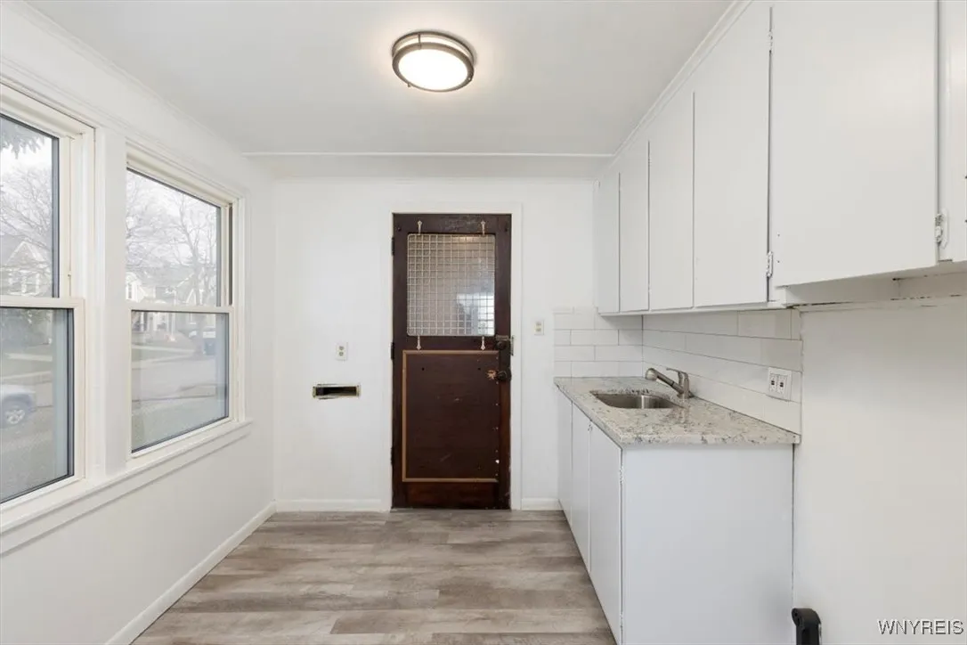 209 Saint Lawrence Avenue, Buffalo, New York 14216, Buffalo, New York 14216, 2 Bedrooms Bedrooms, 4 Rooms Rooms,1 BathroomBathrooms,Residential,Closed,209 Saint Lawrence Avenue, Buffalo, New York 14216,0,B1582255