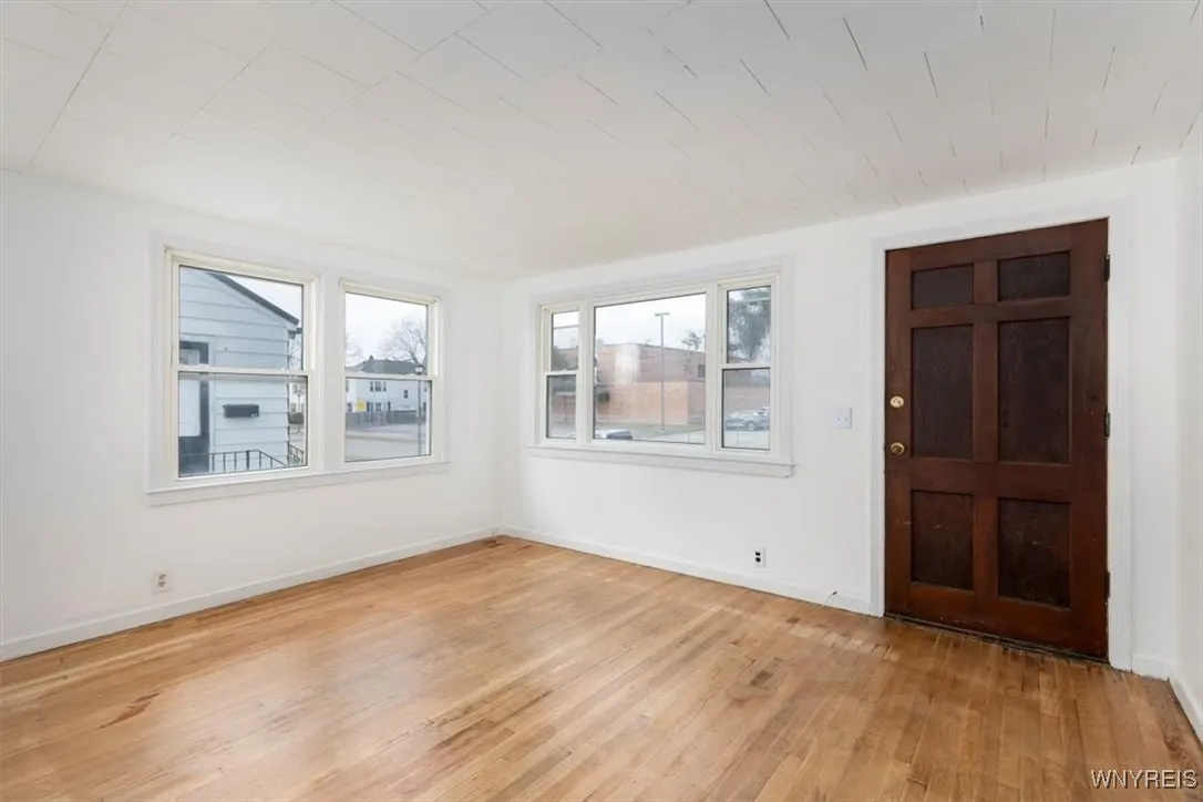 209 Saint Lawrence Avenue, Buffalo, New York 14216, Buffalo, New York 14216, 2 Bedrooms Bedrooms, 4 Rooms Rooms,1 BathroomBathrooms,Residential,Closed,209 Saint Lawrence Avenue, Buffalo, New York 14216,0,B1582255