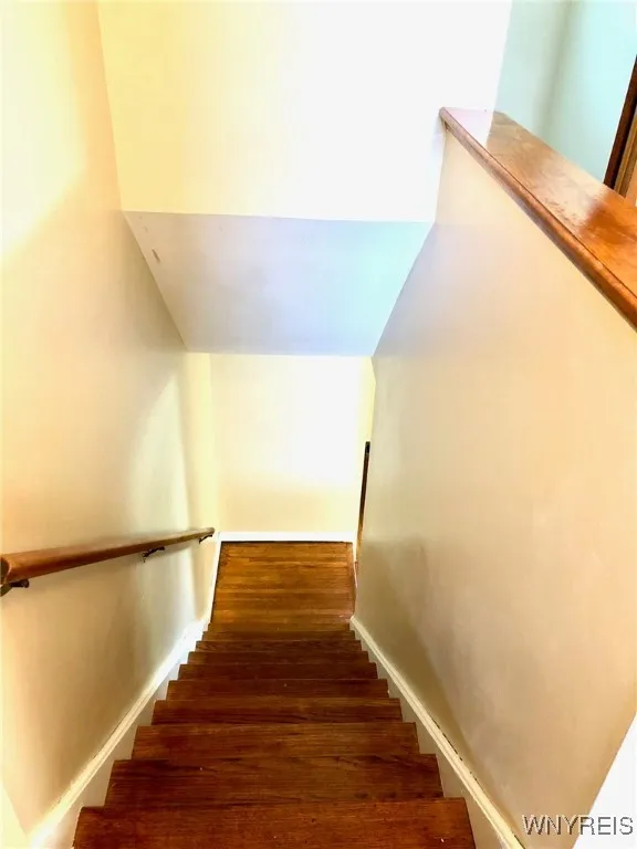49 Glenside Avenue, Tonawanda-town, New York 14223, Tonawanda, New York 14223, 6 Bedrooms Bedrooms, ,2 BathroomsBathrooms,Residential,Closed,49 Glenside Avenue, Tonawanda-town, New York 14223,0,B1583361