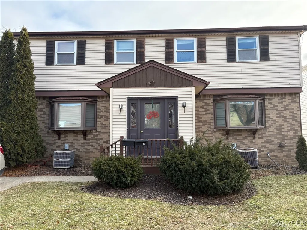 49 Glenside Avenue, Tonawanda-town, New York 14223, Tonawanda, New York 14223, 6 Bedrooms Bedrooms, ,2 BathroomsBathrooms,Residential,Closed,49 Glenside Avenue, Tonawanda-town, New York 14223,0,B1583361