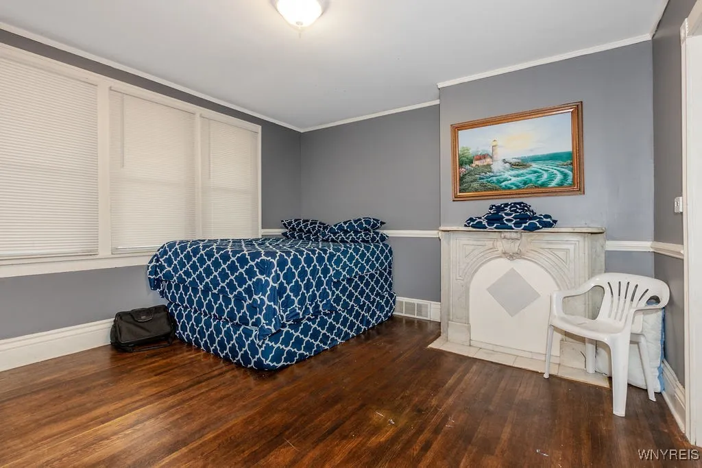 28 York Street, Buffalo, New York 14213, Buffalo, New York 14213, 9 Bedrooms Bedrooms, ,5 BathroomsBathrooms,Residential,Closed,28 York Street, Buffalo, New York 14213,0,B1583400