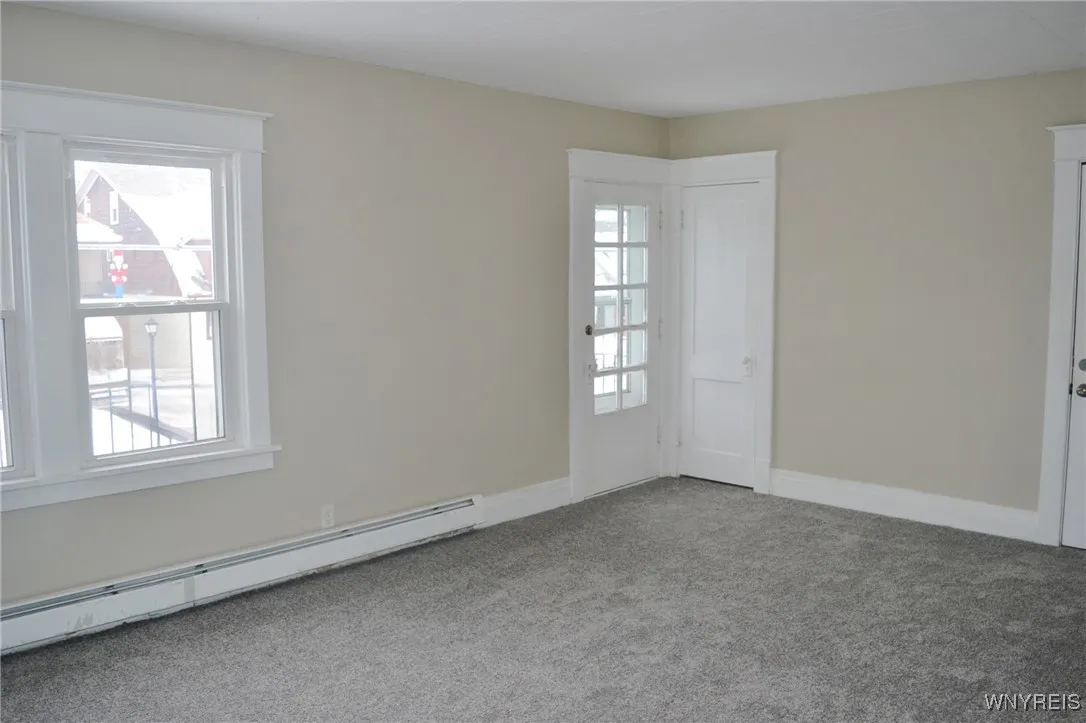 26 North Park Avenue, Buffalo, New York 14216, Buffalo, New York 14216, 6 Bedrooms Bedrooms, ,2 BathroomsBathrooms,Residential,Closed,26 North Park Avenue, Buffalo, New York 14216,0,B1583319