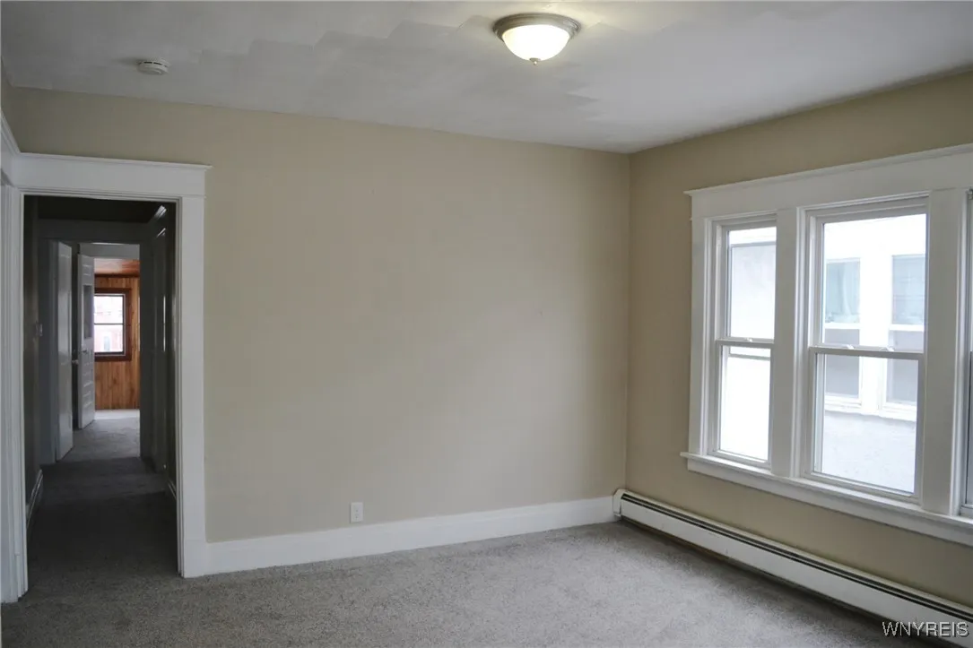26 North Park Avenue, Buffalo, New York 14216, Buffalo, New York 14216, 6 Bedrooms Bedrooms, ,2 BathroomsBathrooms,Residential,Closed,26 North Park Avenue, Buffalo, New York 14216,0,B1583319