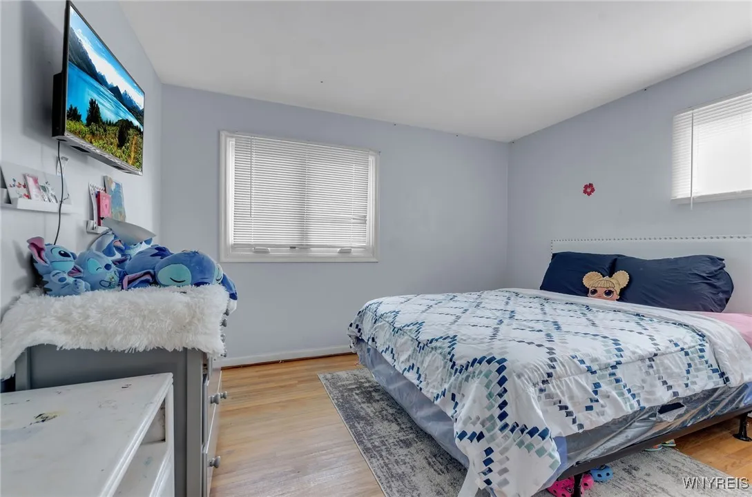 652 Lynbrook Avenue, Tonawanda-town, New York 1415, Tonawanda, New York 14150, 4 Bedrooms Bedrooms, 8 Rooms Rooms,1 BathroomBathrooms,Residential,Closed,652 Lynbrook Avenue, Tonawanda-town, New York 1415,0,B1583321