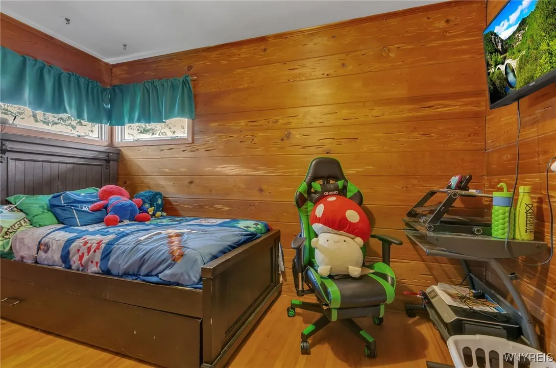 652 Lynbrook Avenue, Tonawanda-town, New York 1415, Tonawanda, New York 14150, 4 Bedrooms Bedrooms, 8 Rooms Rooms,1 BathroomBathrooms,Residential,Closed,652 Lynbrook Avenue, Tonawanda-town, New York 1415,0,B1583321