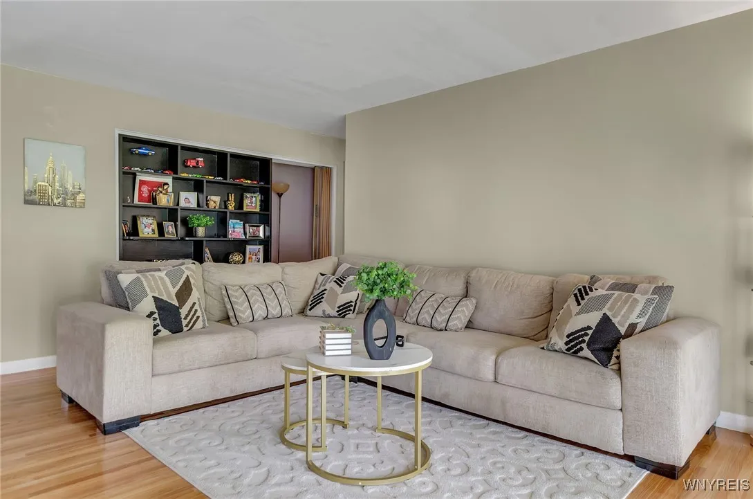 652 Lynbrook Avenue, Tonawanda-town, New York 1415, Tonawanda, New York 14150, 4 Bedrooms Bedrooms, 8 Rooms Rooms,1 BathroomBathrooms,Residential,Closed,652 Lynbrook Avenue, Tonawanda-town, New York 1415,0,B1583321
