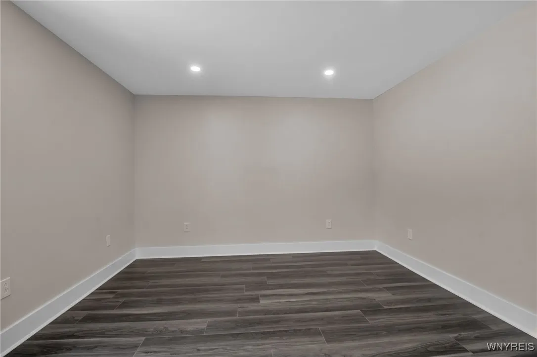 8591 Sunset Drive, Clarence, New York 14221, Clarence, New York 14221, 2 Bedrooms Bedrooms, 8 Rooms Rooms,3 BathroomsBathrooms,Residential,Closed,8591 Sunset Drive, Clarence, New York 14221,0,B1583453