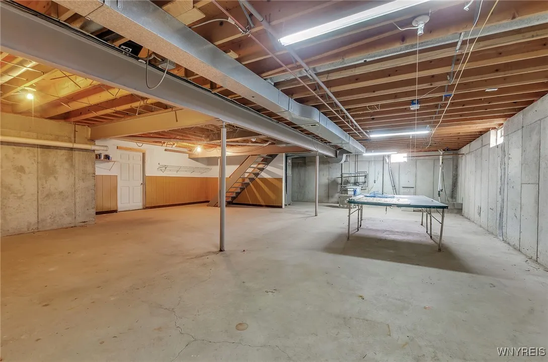 9400 Wehrle Drive Right, Clarence, New York 14031, Clarence, New York 14031, 2 Bedrooms Bedrooms, 6 Rooms Rooms,2 BathroomsBathrooms,Residential Lease,Closed,9400 Wehrle Drive Right, Clarence, New York 14031,0,B1583475
