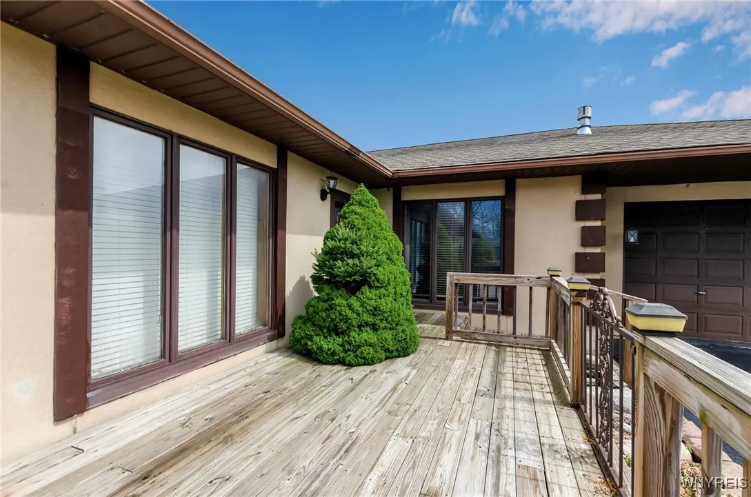 9400 Wehrle Drive Right, Clarence, New York 14031, Clarence, New York 14031, 2 Bedrooms Bedrooms, 6 Rooms Rooms,2 BathroomsBathrooms,Residential Lease,Closed,9400 Wehrle Drive Right, Clarence, New York 14031,0,B1583475