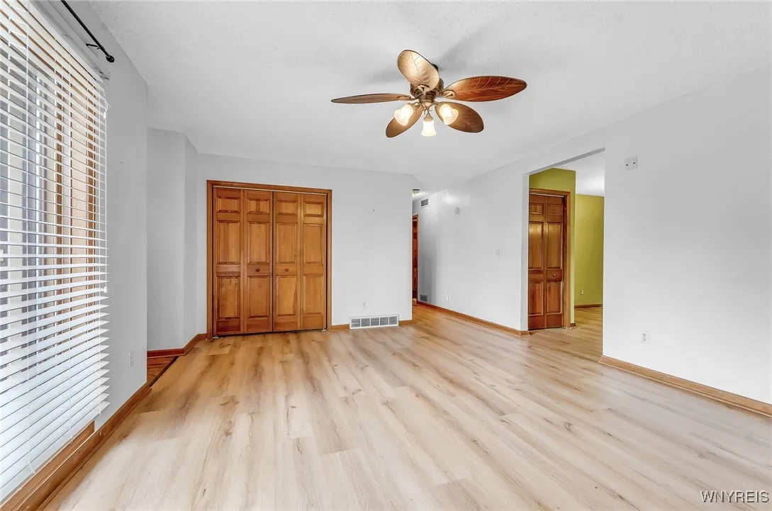 9400 Wehrle Drive Right, Clarence, New York 14031, Clarence, New York 14031, 2 Bedrooms Bedrooms, 6 Rooms Rooms,2 BathroomsBathrooms,Residential Lease,Closed,9400 Wehrle Drive Right, Clarence, New York 14031,0,B1583475