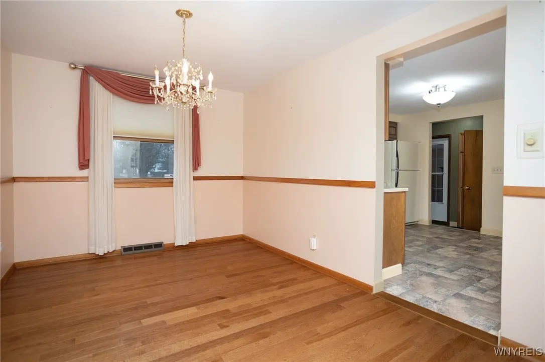 6321 Goodrich Road, Clarence, New York 14032, Clarence, New York 14032, 3 Bedrooms Bedrooms, 7 Rooms Rooms,1 BathroomBathrooms,Residential,Closed,6321 Goodrich Road, Clarence, New York 14032,0,B1582499