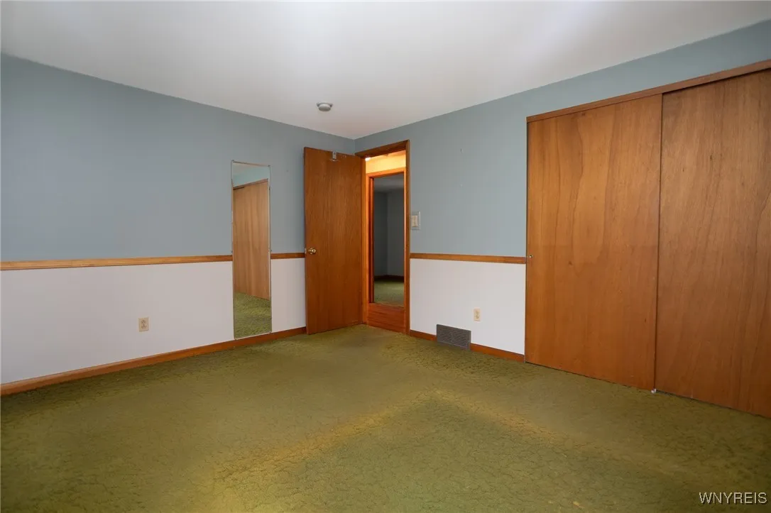 6321 Goodrich Road, Clarence, New York 14032, Clarence, New York 14032, 3 Bedrooms Bedrooms, 7 Rooms Rooms,1 BathroomBathrooms,Residential,Closed,6321 Goodrich Road, Clarence, New York 14032,0,B1582499