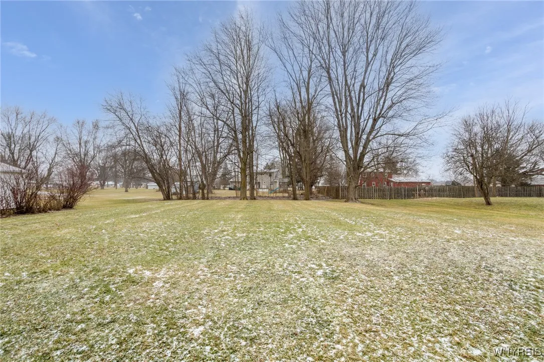 6321 Goodrich Road, Clarence, New York 14032, Clarence, New York 14032, 3 Bedrooms Bedrooms, 7 Rooms Rooms,1 BathroomBathrooms,Residential,Closed,6321 Goodrich Road, Clarence, New York 14032,0,B1582499
