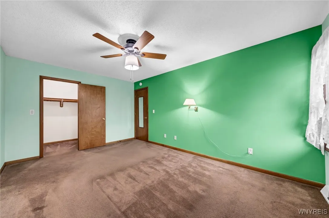 Primary bedroom. Nice, large walk-in closet.