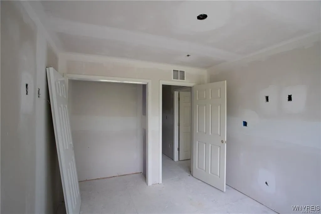 8979 Iroquois Street, Evans, New York 14006, Evans, New York 14006, 3 Bedrooms Bedrooms, 5 Rooms Rooms,2 BathroomsBathrooms,Residential,For Sale,8979 Iroquois Street, Evans, New York 14006,0,B1583524