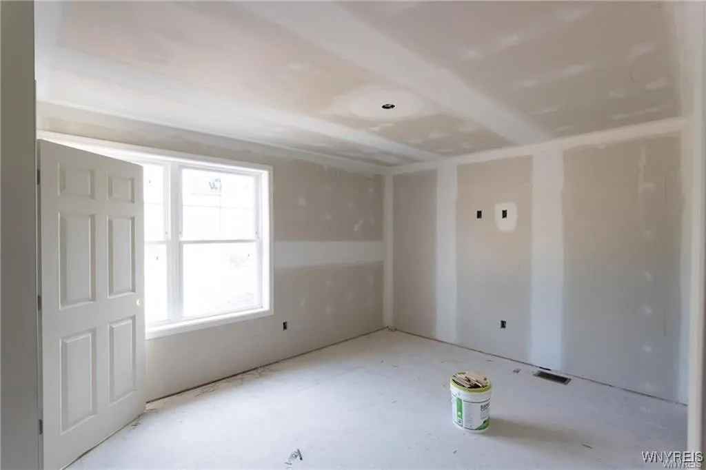 8979 Iroquois Street, Evans, New York 14006, Evans, New York 14006, 3 Bedrooms Bedrooms, 5 Rooms Rooms,2 BathroomsBathrooms,Residential,For Sale,8979 Iroquois Street, Evans, New York 14006,0,B1583524