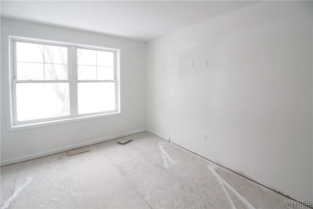 8983 Iroquois Street, Evans, New York 14006, Evans, New York 14006, 3 Bedroom Bedrooms, 5 Room Rooms,2 BathroomBathrooms,Residential,For Sale,8983 Iroquois Street, Evans, New York 14006,0,B1583527