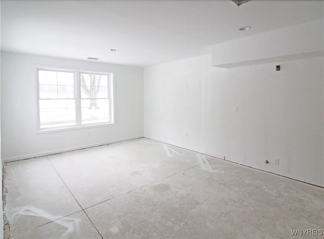 8985 Iroquois Street, Evans, New York 14006, Evans, New York 14006, 3 Bedrooms Bedrooms, 5 Rooms Rooms,2 BathroomsBathrooms,Residential,For Sale,8985 Iroquois Street, Evans, New York 14006,0,B1583532