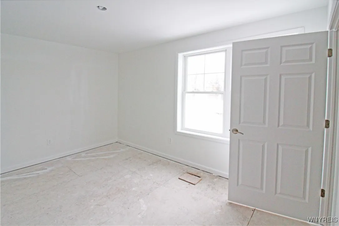 8985 Iroquois Street, Evans, New York 14006, Evans, New York 14006, 3 Bedrooms Bedrooms, 5 Rooms Rooms,2 BathroomsBathrooms,Residential,For Sale,8985 Iroquois Street, Evans, New York 14006,0,B1583532
