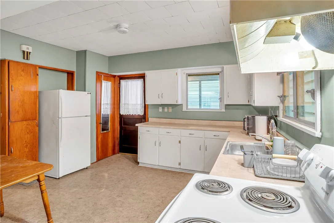 21 Cherry Street, Oneonta-city, New York 13820, Oneonta-city, New York 13820, 3 Bedrooms Bedrooms, 8 Rooms Rooms,2 BathroomsBathrooms,Residential,For Sale,21 Cherry Street, Oneonta-city, New York 13820,R1583589