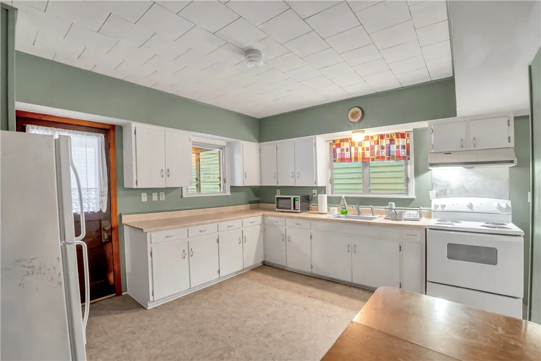 21 Cherry Street, Oneonta-city, New York 13820, Oneonta-city, New York 13820, 3 Bedrooms Bedrooms, 8 Rooms Rooms,2 BathroomsBathrooms,Residential,For Sale,21 Cherry Street, Oneonta-city, New York 13820,R1583589