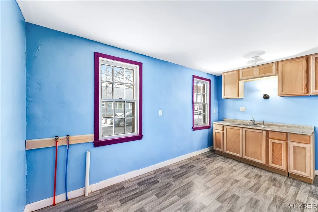 15 Walpole Place 11, Tonawanda-town, New York 1415, Tonawanda, New York 14150, 5 Bedrooms Bedrooms, ,2 BathroomsBathrooms,Residential,Closed,15 Walpole Place 11, Tonawanda-town, New York 1415,0,B1583709