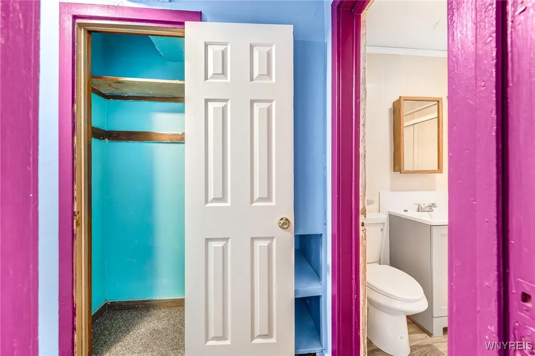15 Walpole Place 11, Tonawanda-town, New York 1415, Tonawanda, New York 14150, 5 Bedrooms Bedrooms, ,2 BathroomsBathrooms,Residential,Closed,15 Walpole Place 11, Tonawanda-town, New York 1415,0,B1583709