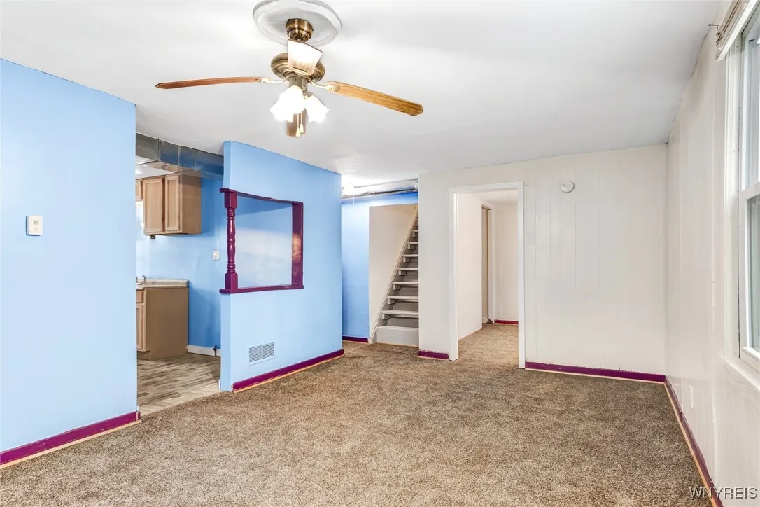 15 Walpole Place 11, Tonawanda-town, New York 1415, Tonawanda, New York 14150, 5 Bedrooms Bedrooms, ,2 BathroomsBathrooms,Residential,Closed,15 Walpole Place 11, Tonawanda-town, New York 1415,0,B1583709
