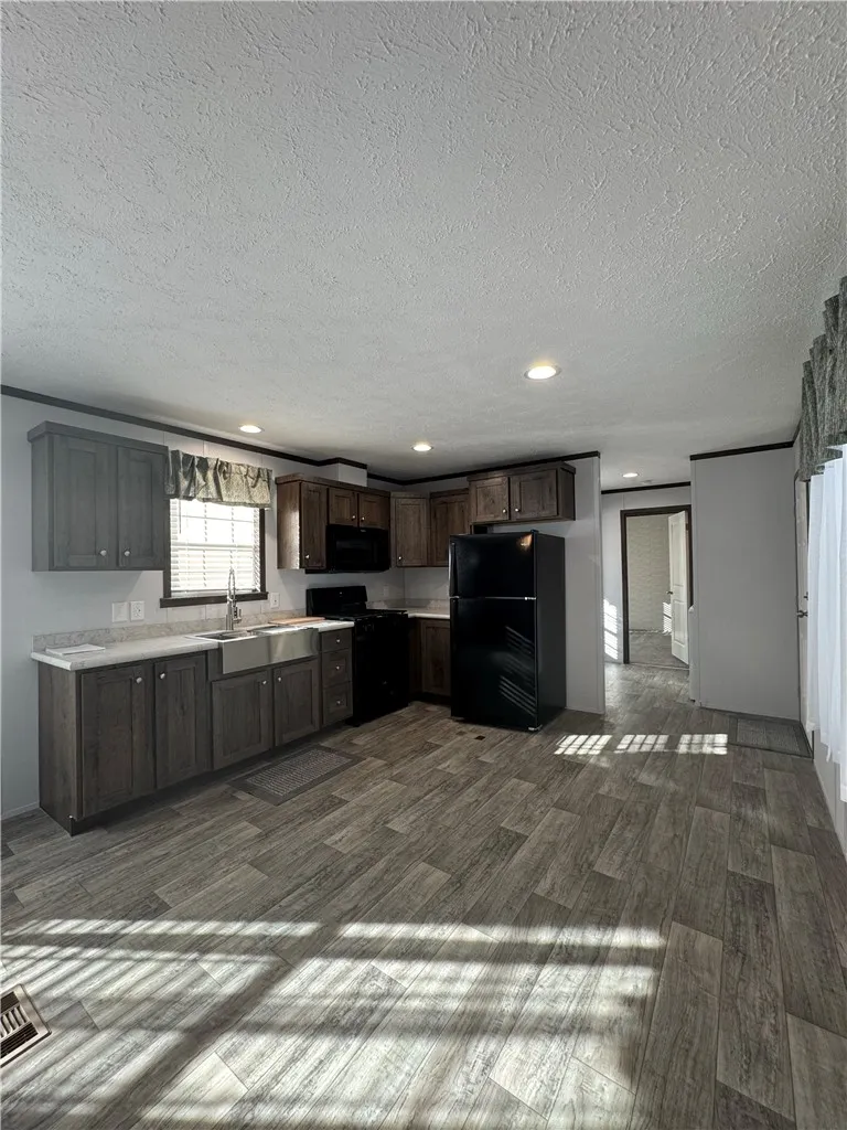 134 Emerald Isle, Smethport-borough, Pennsylvania, Smethport Boro, Pennsylvania 16749, 2 Bedroom Bedrooms, 5 Room Rooms,1 BathroomBathrooms,Residential,For Sale,134 Emerald Isle, Smethport-borough, Pennsylvania ,0,R1583834