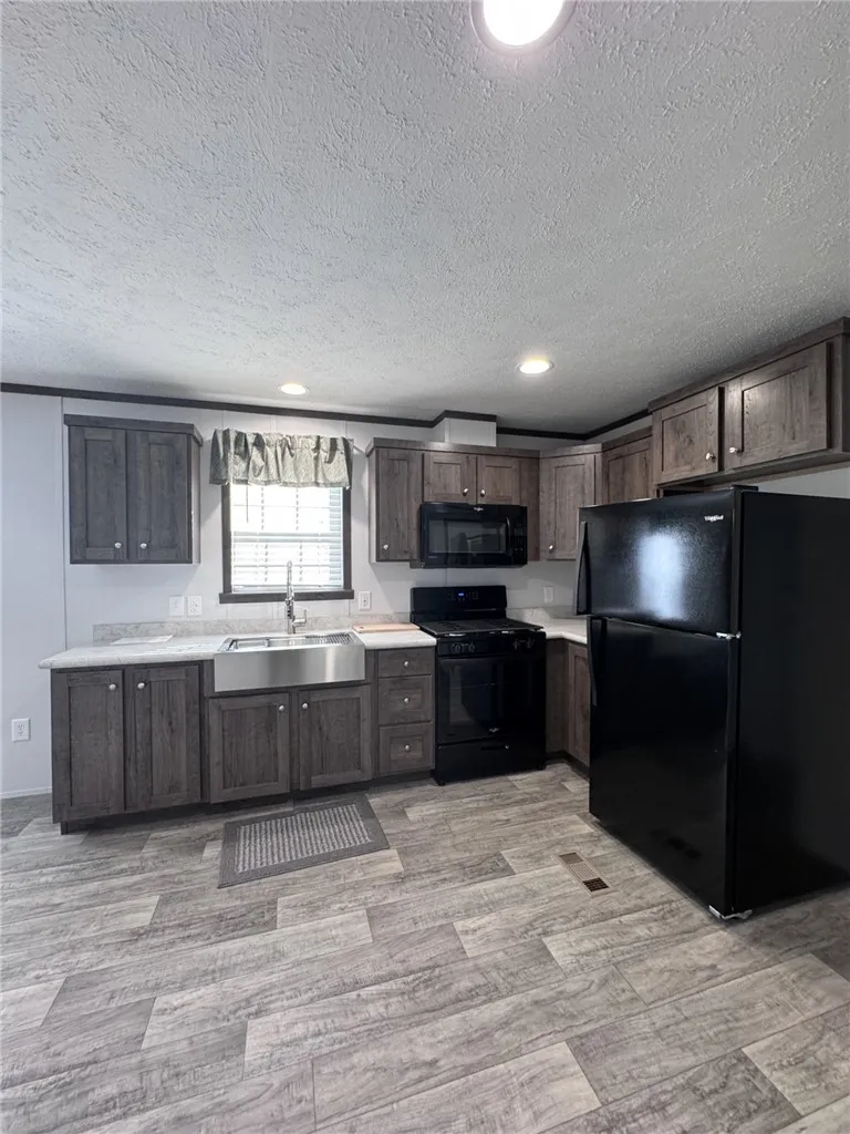 134 Emerald Isle, Smethport-borough, Pennsylvania, Smethport Boro, Pennsylvania 16749, 2 Bedroom Bedrooms, 5 Room Rooms,1 BathroomBathrooms,Residential,For Sale,134 Emerald Isle, Smethport-borough, Pennsylvania ,0,R1583834