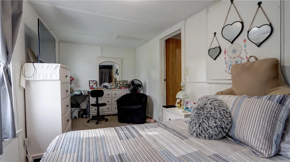 58 Walnut Street, Seneca Falls, New York 13148, Seneca Falls, New York 13148, 4 Bedrooms Bedrooms, 7 Rooms Rooms,1 BathroomBathrooms,Residential,For Sale,58 Walnut Street, Seneca Falls, New York 13148,R1583661