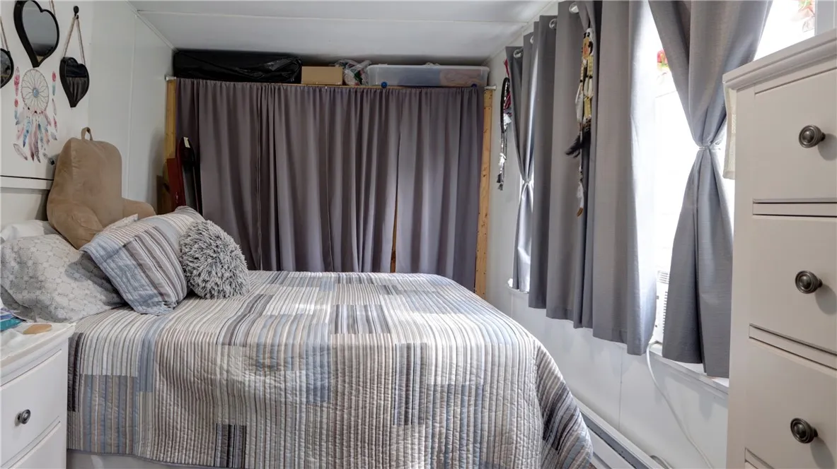 58 Walnut Street, Seneca Falls, New York 13148, Seneca Falls, New York 13148, 4 Bedrooms Bedrooms, 7 Rooms Rooms,1 BathroomBathrooms,Residential,For Sale,58 Walnut Street, Seneca Falls, New York 13148,0,R1583661