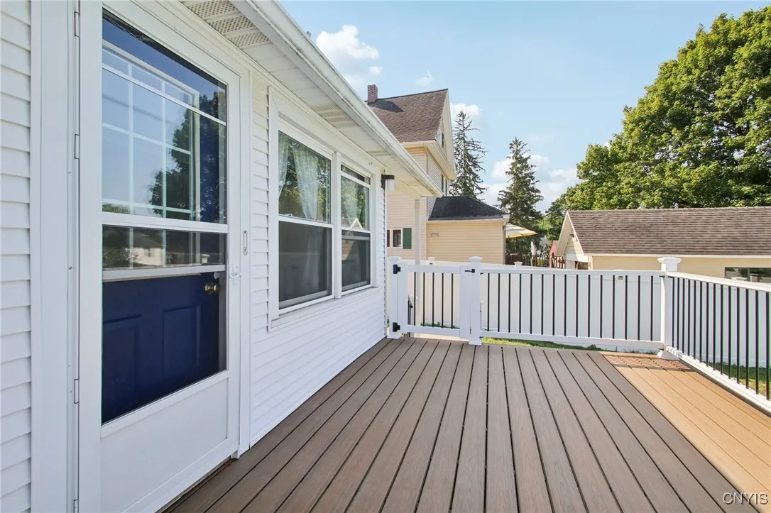 All new maintenance free deck.