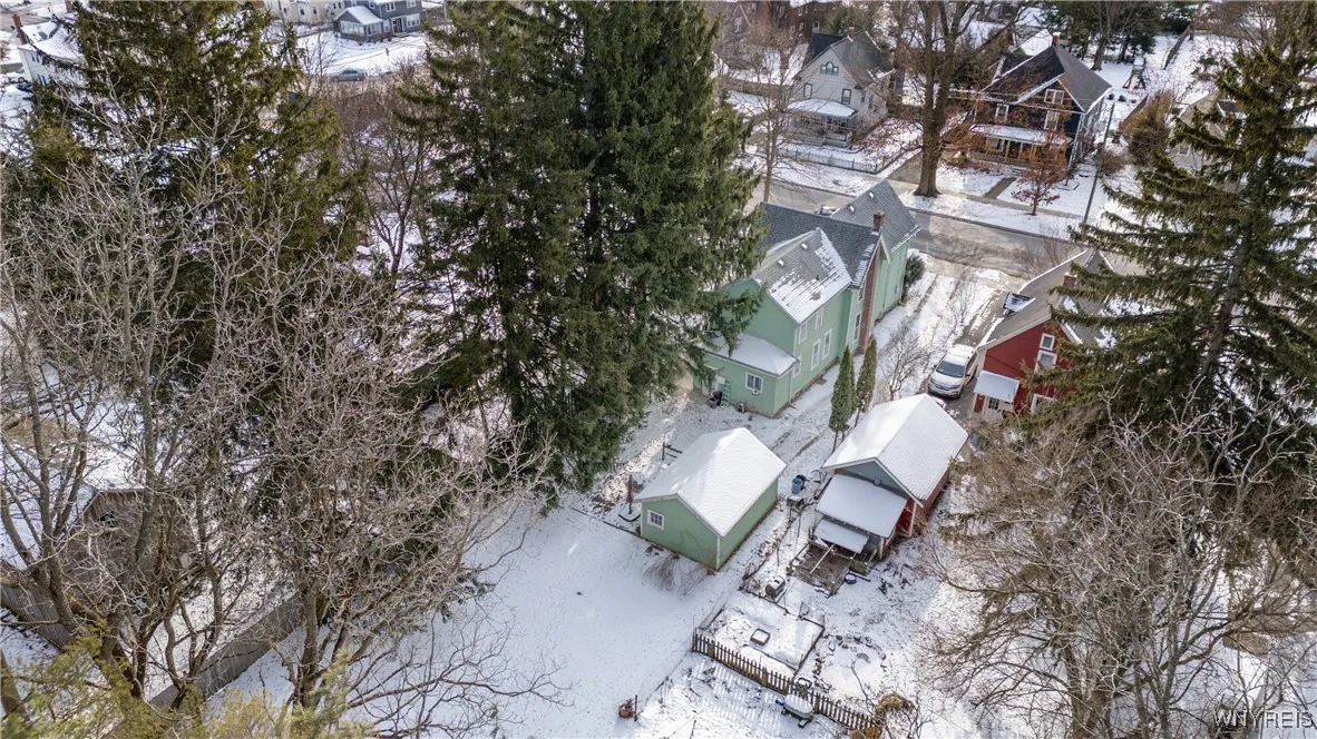 306 Oakwood Avenue, Aurora, New York 14052, Aurora, New York 14052, 5 Bedrooms Bedrooms, 10 Rooms Rooms,2 BathroomsBathrooms,Residential,Closed,306 Oakwood Avenue, Aurora, New York 14052,0,B1582653