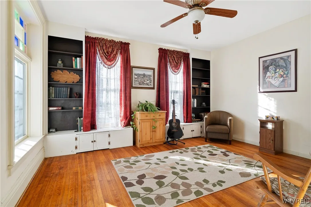 306 Oakwood Avenue, Aurora, New York 14052, Aurora, New York 14052, 5 Bedrooms Bedrooms, 10 Rooms Rooms,2 BathroomsBathrooms,Residential,Closed,306 Oakwood Avenue, Aurora, New York 14052,0,B1582653
