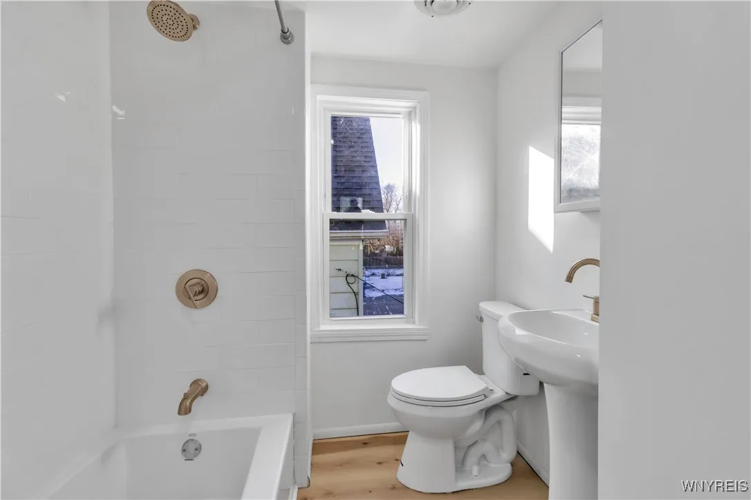 50 Arnold Street, Buffalo, New York 14213, Buffalo, New York 14213, 7 Bedrooms Bedrooms, ,2 BathroomsBathrooms,Residential,Closed,50 Arnold Street, Buffalo, New York 14213,0,B1583279