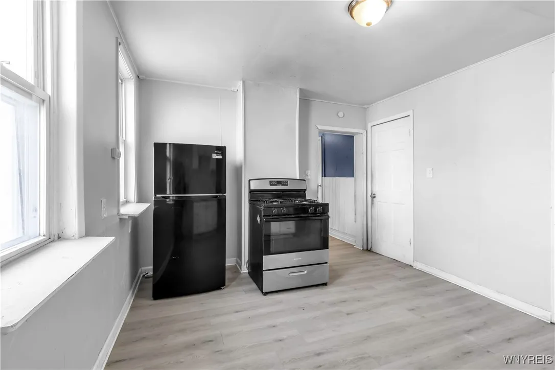 50 Arnold Street, Buffalo, New York 14213, Buffalo, New York 14213, 7 Bedrooms Bedrooms, ,2 BathroomsBathrooms,Residential,Closed,50 Arnold Street, Buffalo, New York 14213,0,B1583279