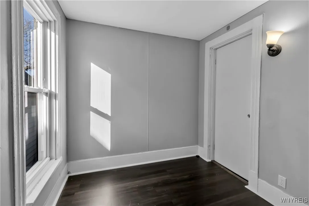 50 Arnold Street, Buffalo, New York 14213, Buffalo, New York 14213, 7 Bedrooms Bedrooms, ,2 BathroomsBathrooms,Residential,Closed,50 Arnold Street, Buffalo, New York 14213,0,B1583279