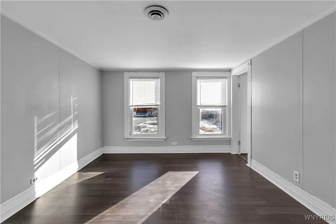 50 Arnold Street, Buffalo, New York 14213, Buffalo, New York 14213, 7 Bedrooms Bedrooms, ,2 BathroomsBathrooms,Residential,Closed,50 Arnold Street, Buffalo, New York 14213,0,B1583279