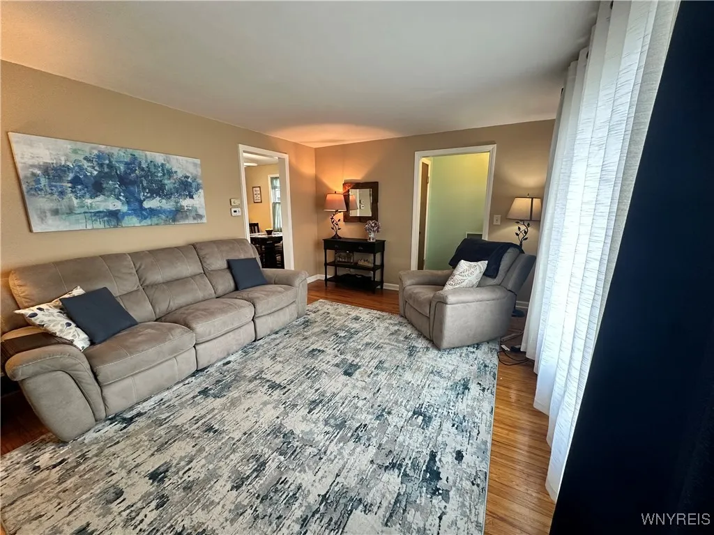 4890 Mount Vernon Boulevard, Hamburg, New York 140, Hamburg, New York 14075, 2 Bedrooms Bedrooms, 5 Rooms Rooms,1 BathroomBathrooms,Residential,Closed,4890 Mount Vernon Boulevard, Hamburg, New York 140,0,B1584298