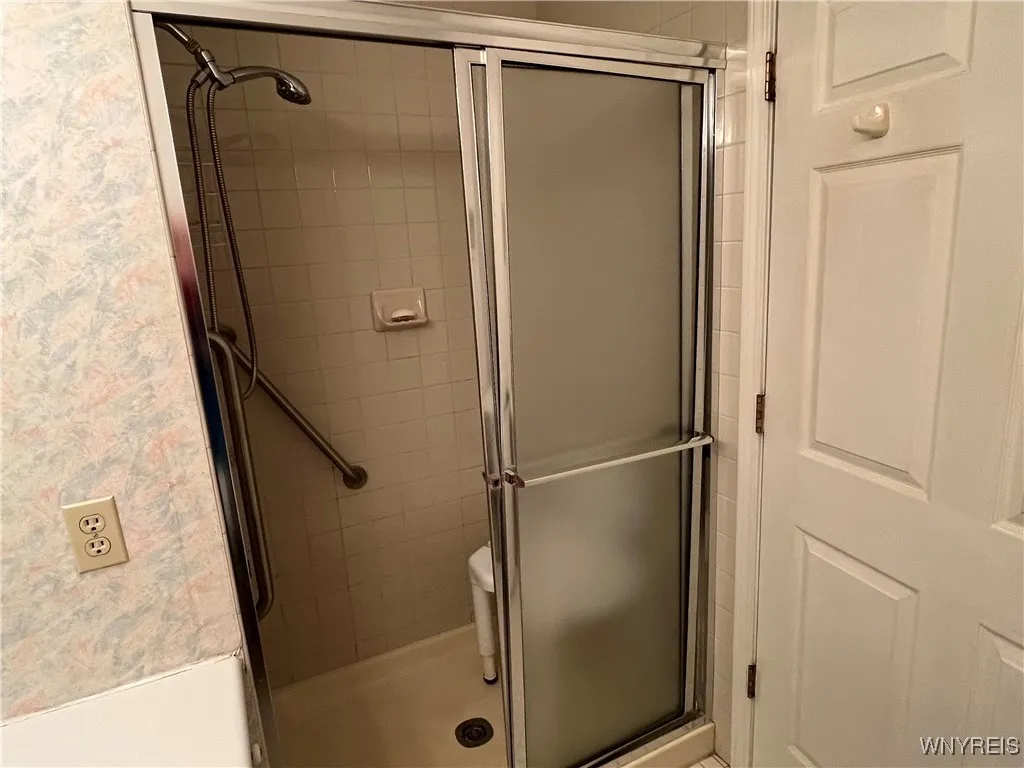24 Bristol Drive A, Amherst, New York 14228, Amherst, New York 14228, 2 Bedrooms Bedrooms, 5 Rooms Rooms,2 BathroomsBathrooms,Residential,Closed,24 Bristol Drive A, Amherst, New York 14228,0,B1584215