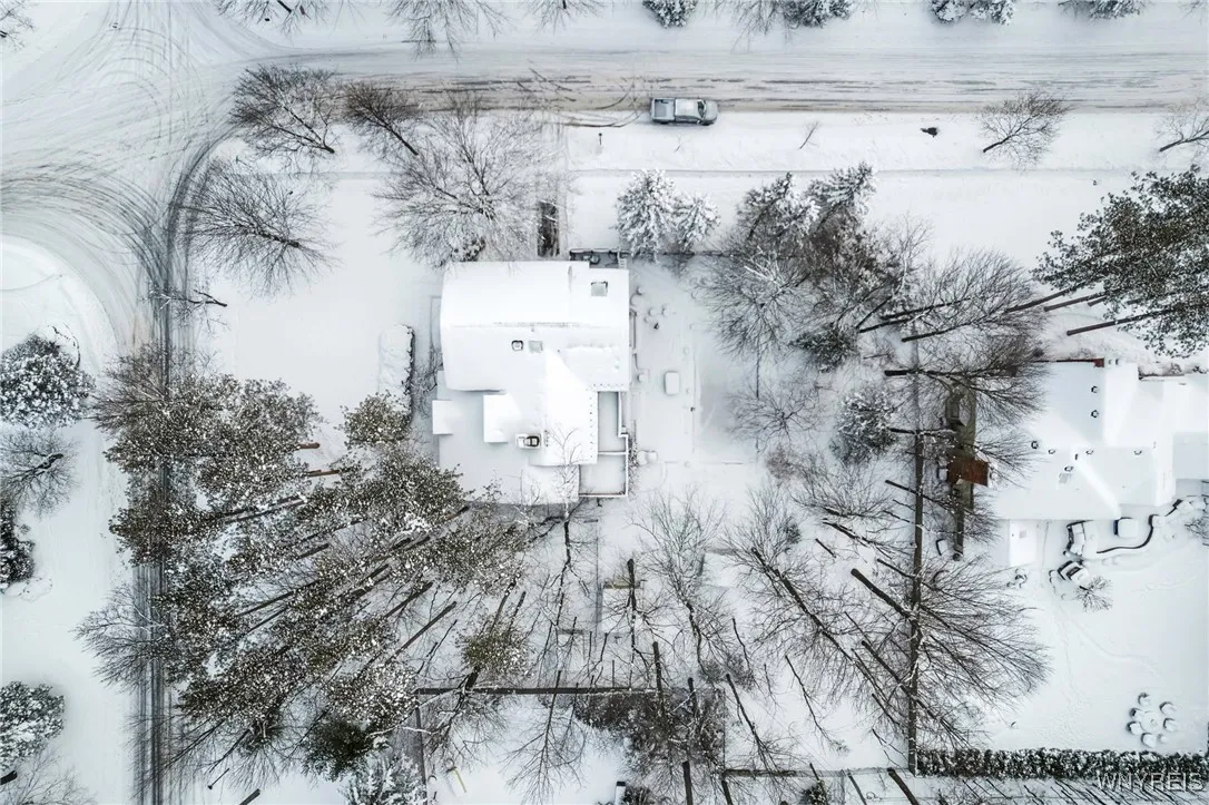 209 Deer Run, Amherst, New York 14221, Amherst, New York 14221, 4 Bedrooms Bedrooms, 11 Rooms Rooms,2 BathroomsBathrooms,Residential,Closed,209 Deer Run, Amherst, New York 14221,0,B1584366