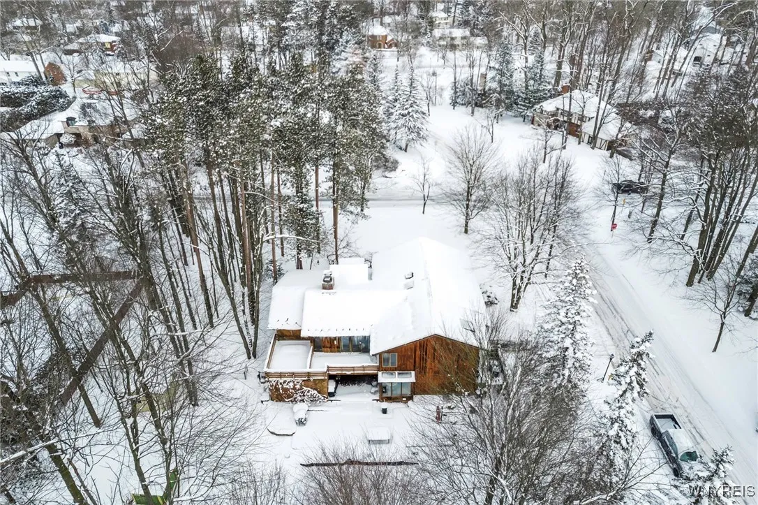209 Deer Run, Amherst, New York 14221, Amherst, New York 14221, 4 Bedrooms Bedrooms, 11 Rooms Rooms,2 BathroomsBathrooms,Residential,Closed,209 Deer Run, Amherst, New York 14221,0,B1584366