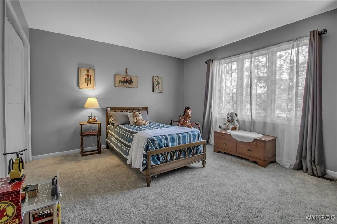 209 Deer Run, Amherst, New York 14221, Amherst, New York 14221, 4 Bedrooms Bedrooms, 11 Rooms Rooms,2 BathroomsBathrooms,Residential,Closed,209 Deer Run, Amherst, New York 14221,0,B1584366