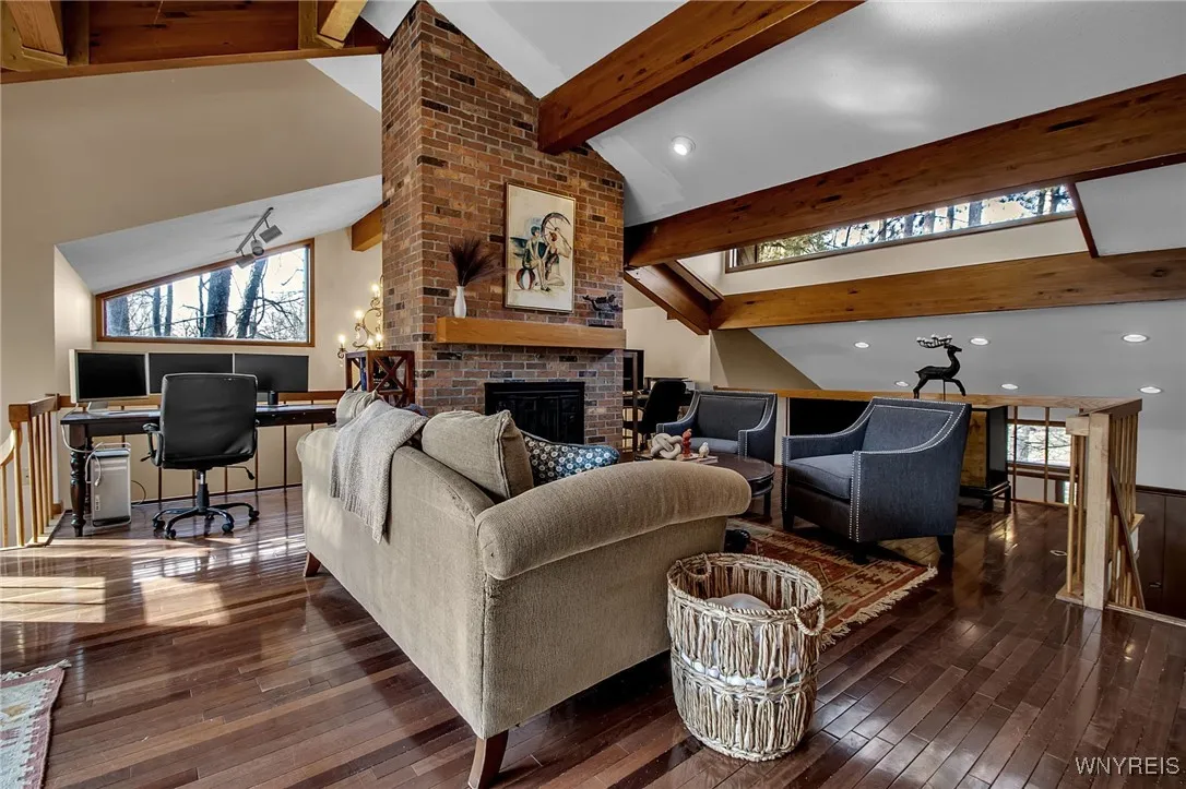 209 Deer Run, Amherst, New York 14221, Amherst, New York 14221, 4 Bedrooms Bedrooms, 11 Rooms Rooms,2 BathroomsBathrooms,Residential,Closed,209 Deer Run, Amherst, New York 14221,0,B1584366