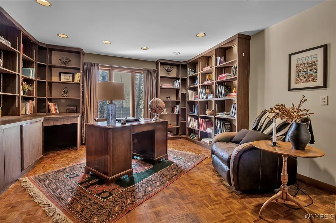 209 Deer Run, Amherst, New York 14221, Amherst, New York 14221, 4 Bedrooms Bedrooms, 11 Rooms Rooms,2 BathroomsBathrooms,Residential,Closed,209 Deer Run, Amherst, New York 14221,0,B1584366