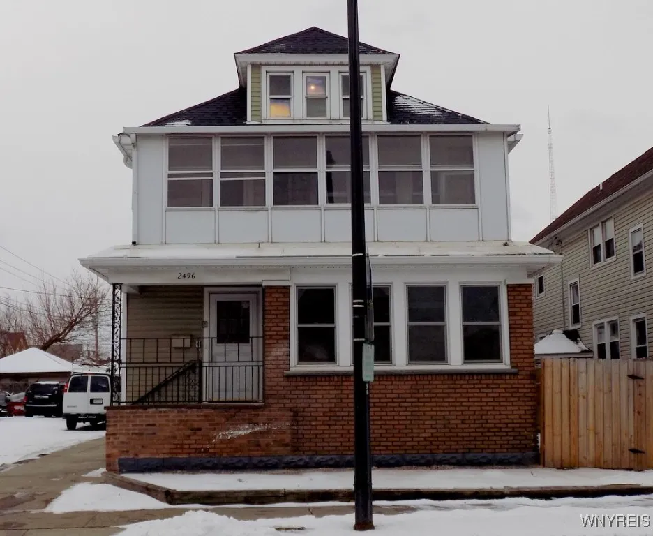 2496 Delaware Avenue, Buffalo, New York 14216, Buffalo, New York 14216, 7 Bedrooms Bedrooms, ,2 BathroomsBathrooms,Residential,Closed,2496 Delaware Avenue, Buffalo, New York 14216,0,B1583720