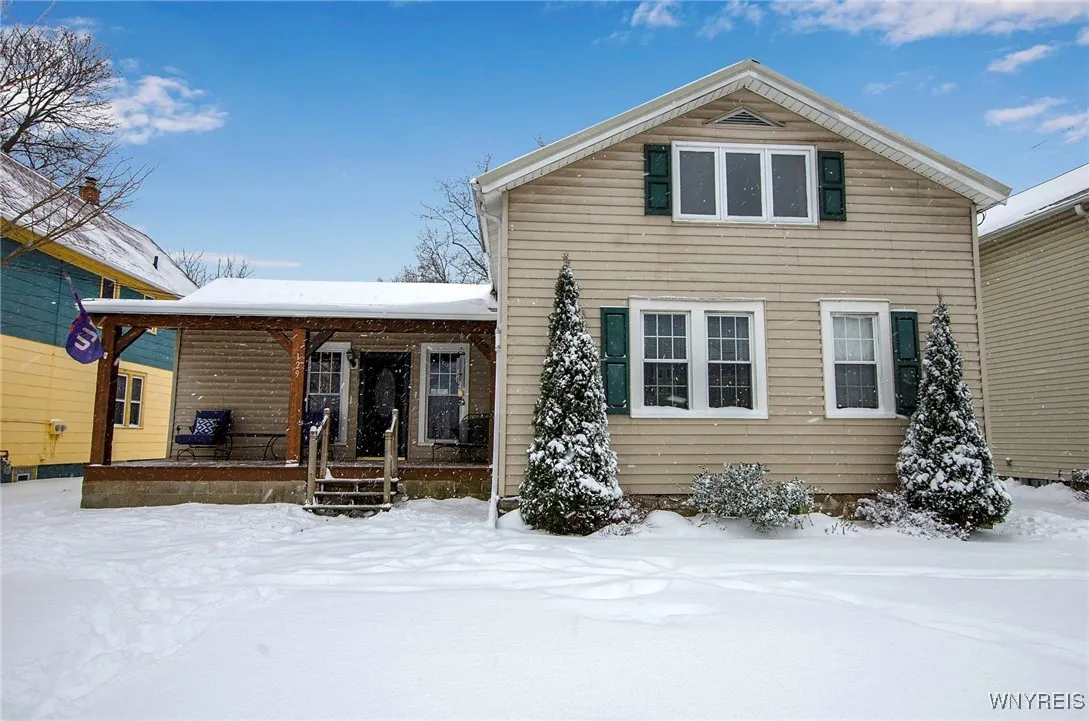 Hamburg, New York 14075, 3 Bedrooms Bedrooms, ,2 BathroomsBathrooms,Residential,Closed,0,B1584404