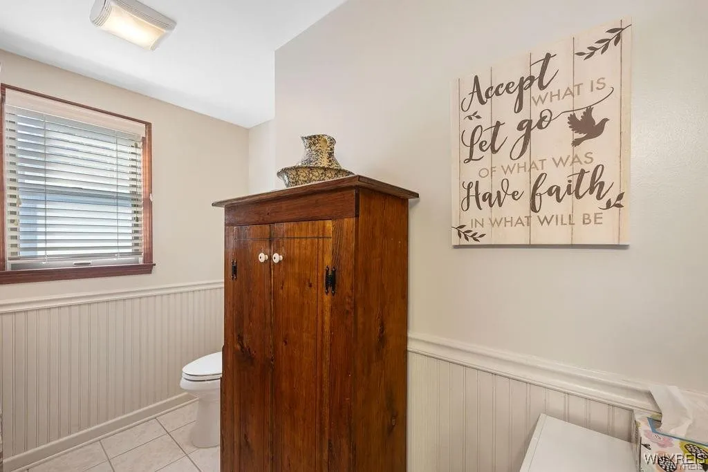 138 Dimatteo Drive, North Tonawanda, New York 1412, North Tonawanda, New York 14120, 3 Bedrooms Bedrooms, 9 Rooms Rooms,2 BathroomsBathrooms,Residential,Closed,138 Dimatteo Drive, North Tonawanda, New York 1412,0,B1584559