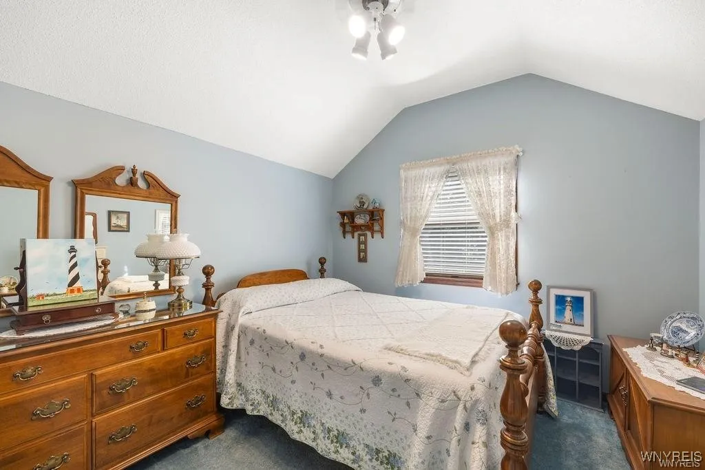 138 Dimatteo Drive, North Tonawanda, New York 1412, North Tonawanda, New York 14120, 3 Bedrooms Bedrooms, 9 Rooms Rooms,2 BathroomsBathrooms,Residential,Closed,138 Dimatteo Drive, North Tonawanda, New York 1412,0,B1584559